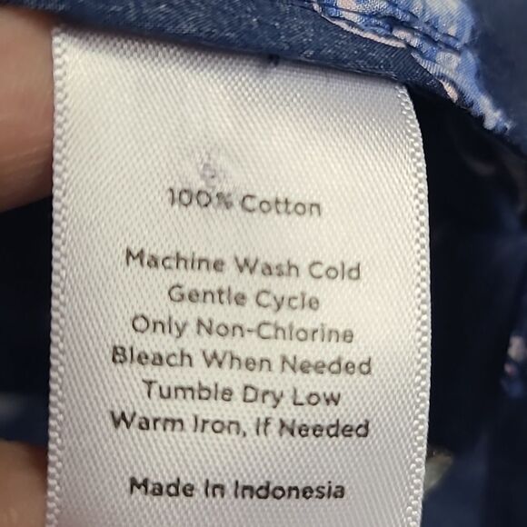 Talbots Petites Classic Casual Shirt Tossed Butterfly Button Down Long Sleeve - Picture 9 of 12